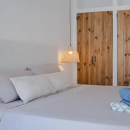 Casa Bonita Ibizan Style Holiday home *