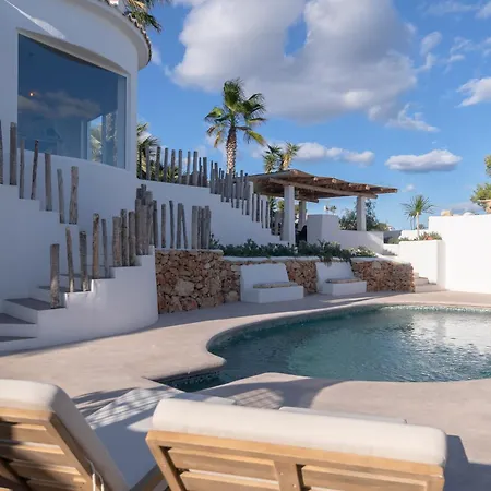 Casa Bonita Ibizan Style Holiday home *